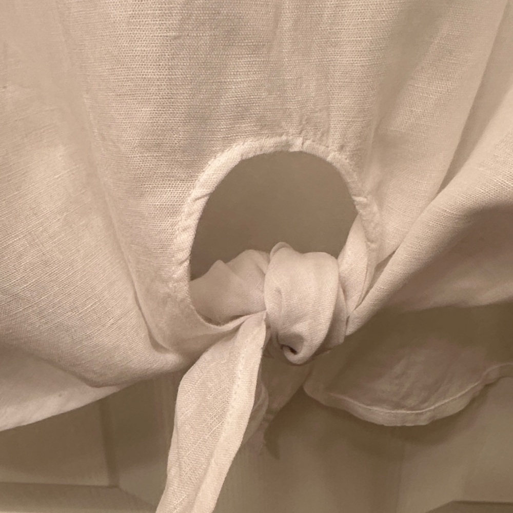 Chico's Ivory Tunic with Taupe and Silver Accents Size 1 - Picture 4 of 12